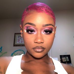 Meet your Posher, Louisa